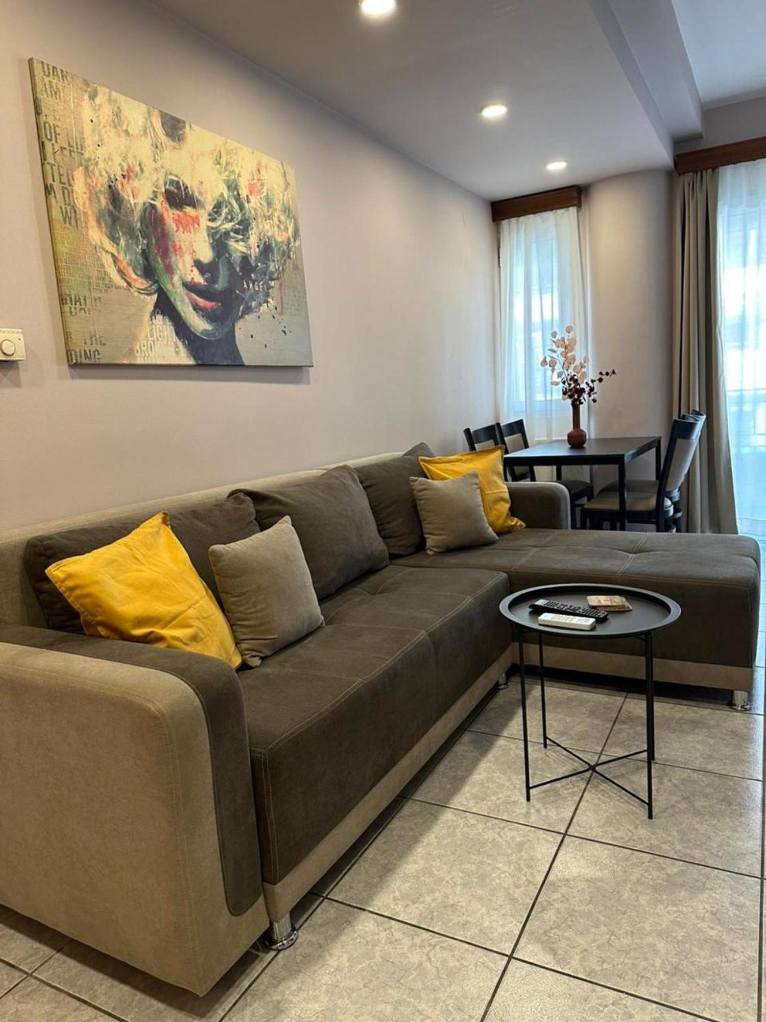 Well Designed 2 Bdr Apartment Ioannina Exterior foto